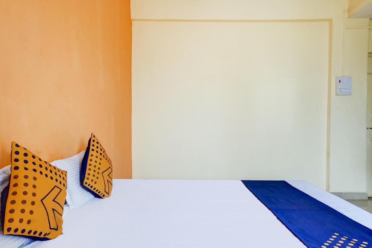Spot On 82626 Hotel Shivtara Morgaon Exterior foto