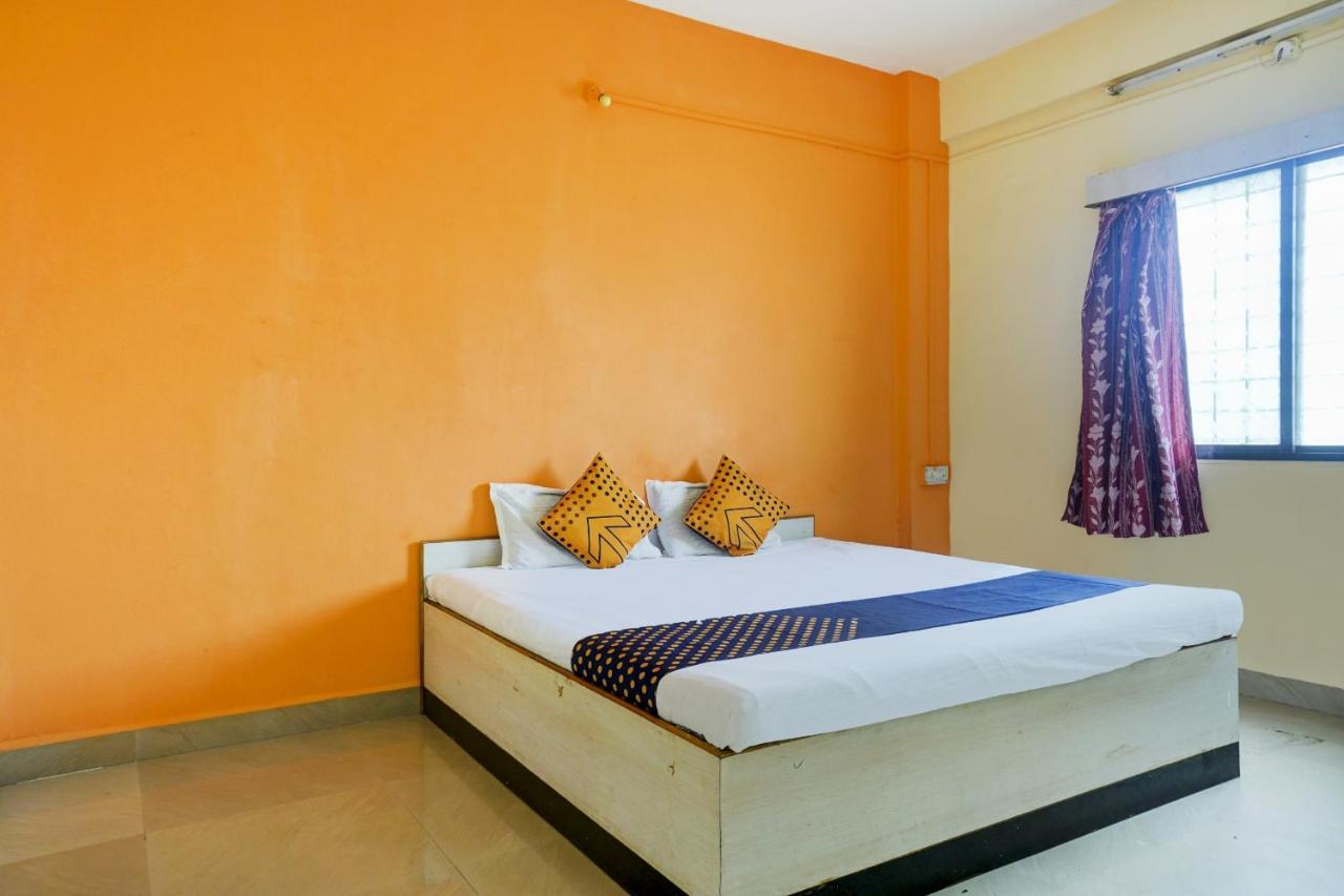 Spot On 82626 Hotel Shivtara Morgaon Exterior foto